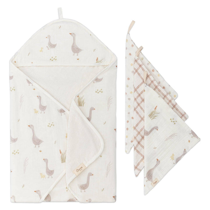Charlie Farmhouse Goose Hooded Towel & Washcloth Set