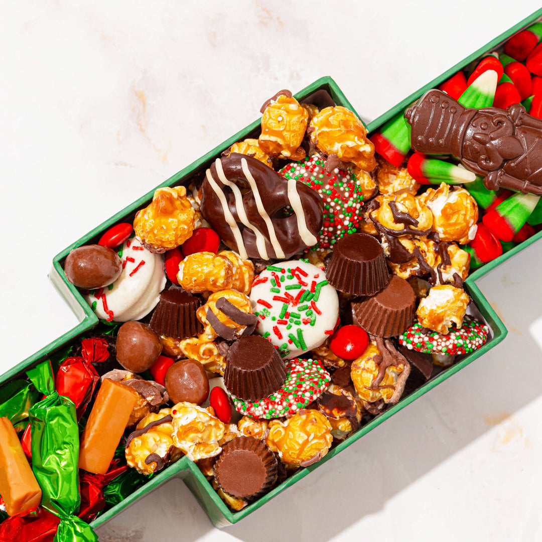Christmas Gift Basket – Festive Soldier Box with Holiday Candy & Chocolate Assortment