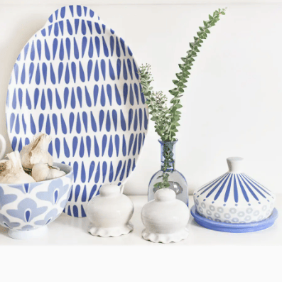 Painted blue drop large handled oval stoneware platter with organic pattern, elegant handles