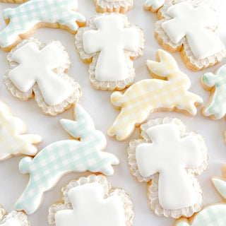 Easter sugar cookies from LC Design Co are always a favorite. Signup for the class for an evening of pure sweetness!
