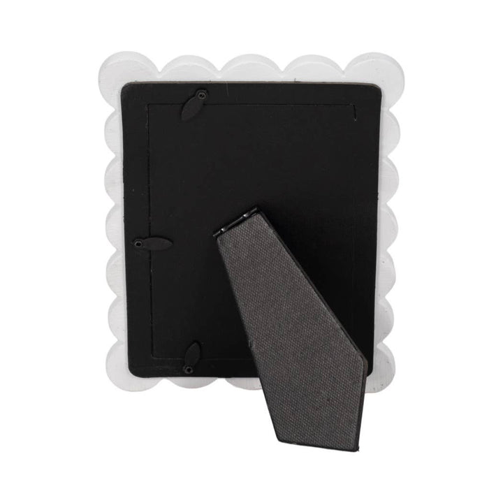White Scallop Photo Frame