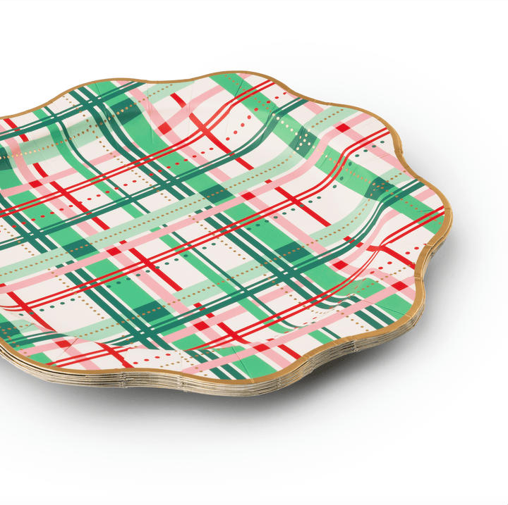 CHRISTMAS PLAID DINNER PLATES