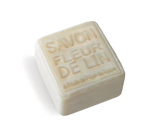 Maître Savonitto Linen Flower Cube Soap